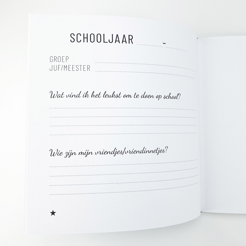 Lifestyle2Love Schoolfotoboek - 12 jaren schoolfoto’s