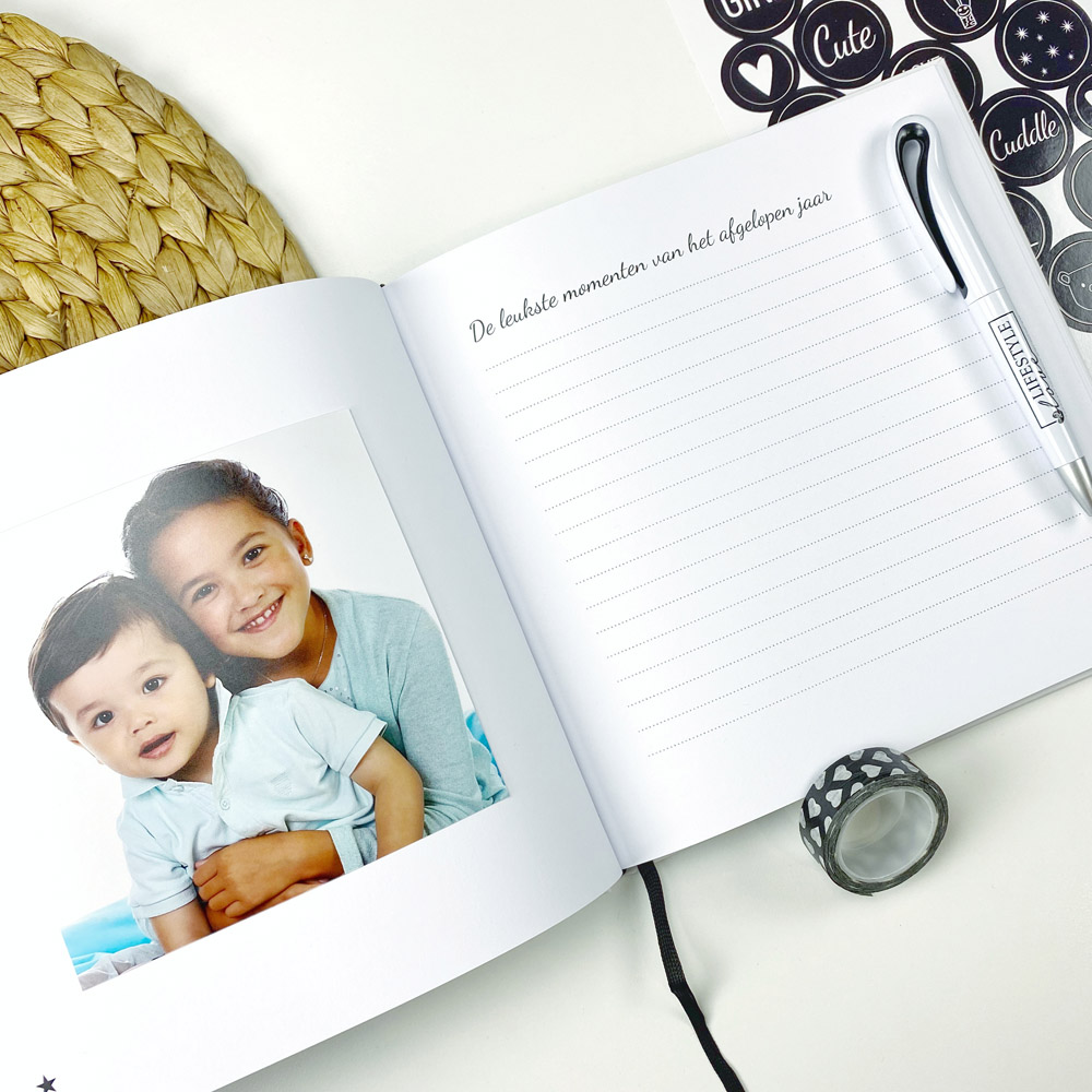 Lifestyle2Love Schoolfotoboek - 12 jaren schoolfoto’s